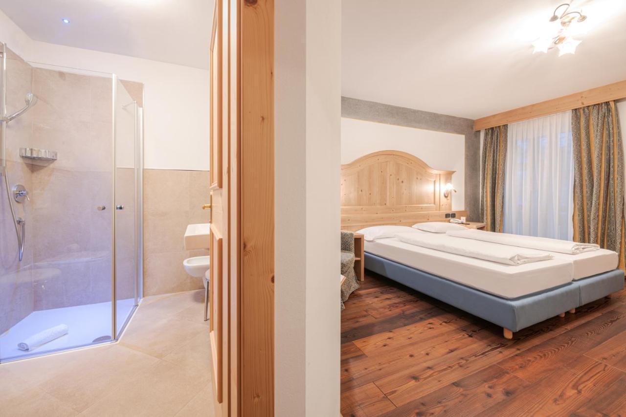 Hotel Foresta Моэна Экстерьер фото