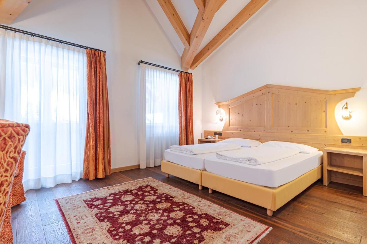 Hotel Foresta Моэна Экстерьер фото