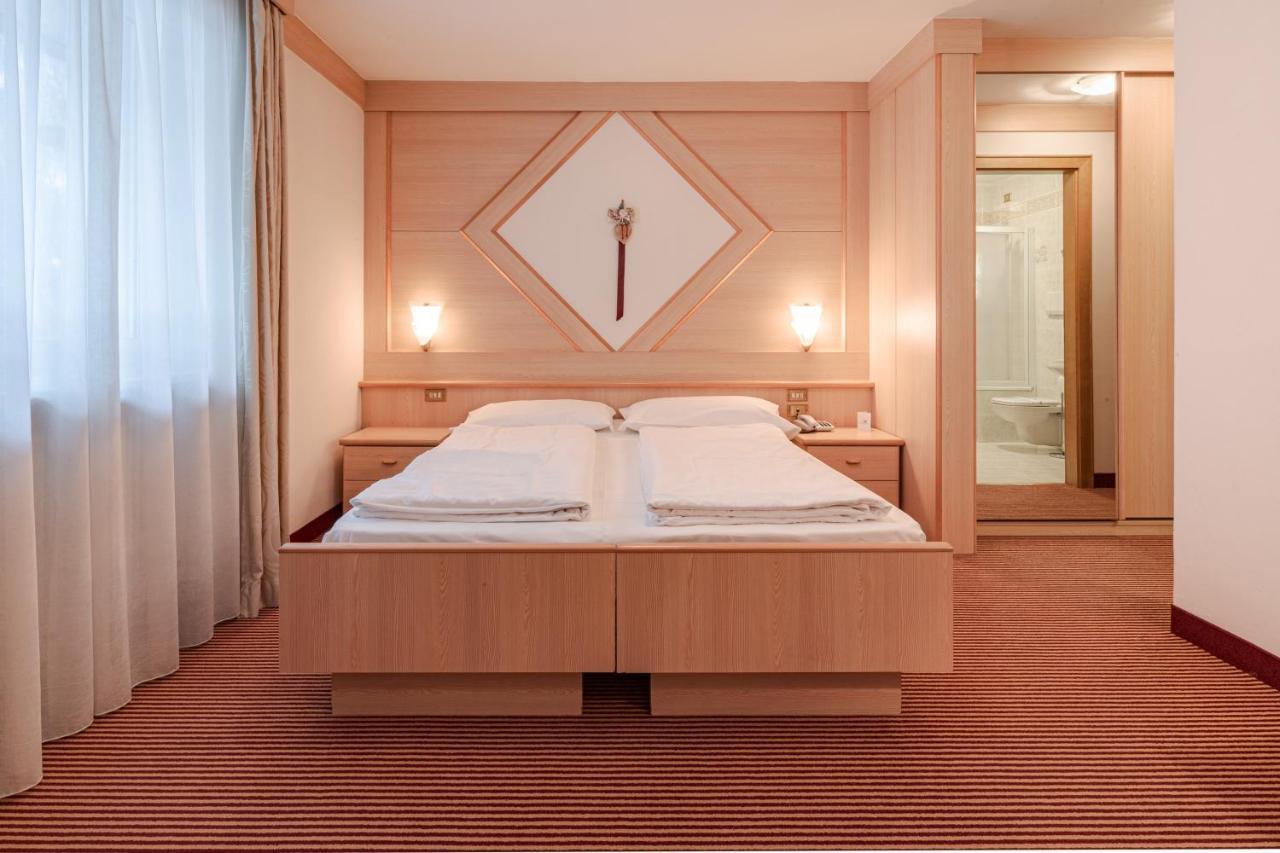 Hotel Foresta Моэна Экстерьер фото
