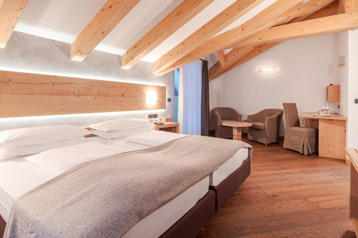 Hotel Foresta Моэна Экстерьер фото